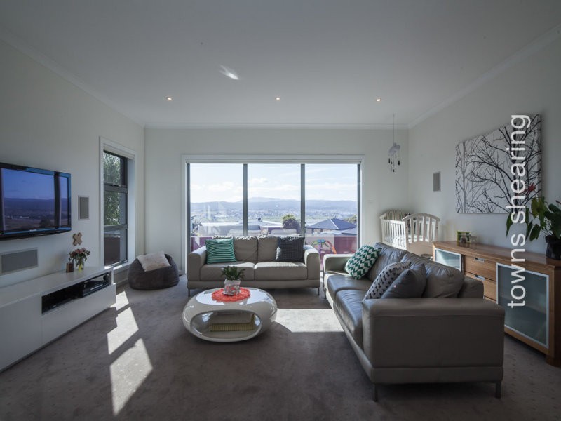 9 Bronte Court, Riverside TAS 7250