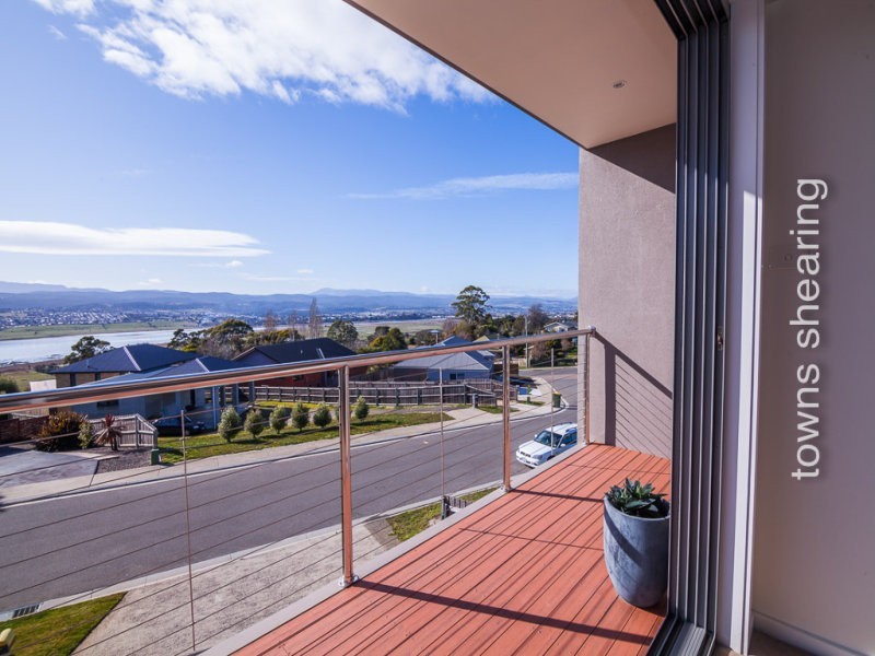9 Bronte Court, Riverside TAS 7250