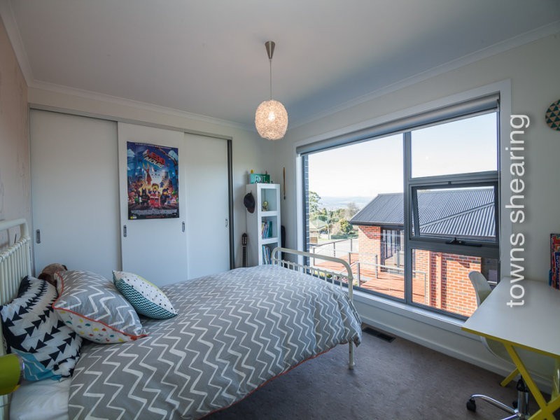 9 Bronte Court, Riverside TAS 7250