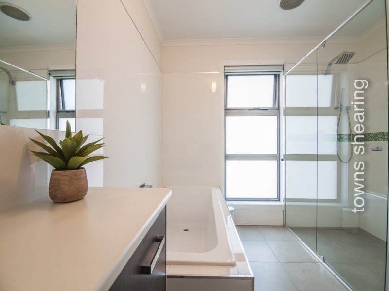 9 Bronte Court, Riverside TAS 7250