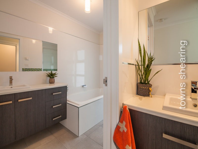 9 Bronte Court, Riverside TAS 7250