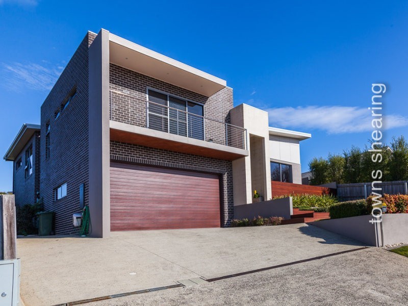 9 Bronte Court, Riverside TAS 7250