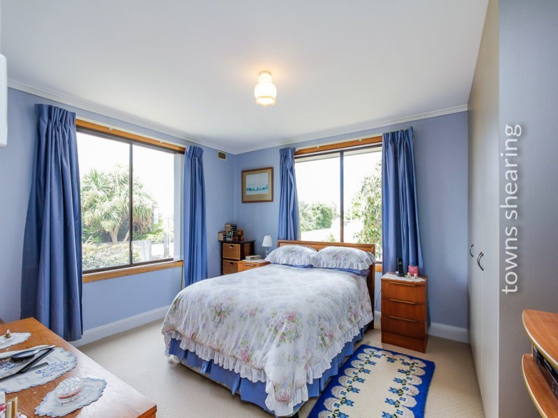 2 Sorell Street, Beaconsfield TAS 7270