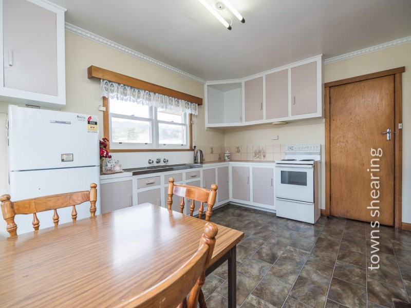 1928 Main Road, Lilydale TAS 7268
