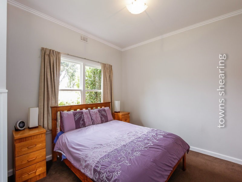 8 Notley Street, Newnham TAS 7248