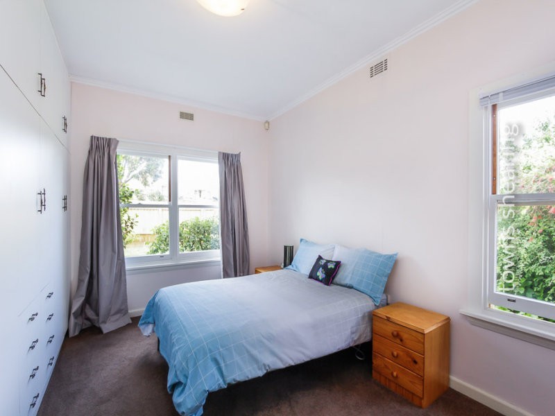8 Notley Street, Newnham TAS 7248
