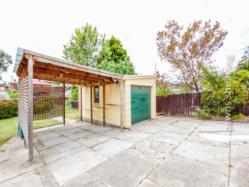 8 Notley Street, Newnham TAS 7248