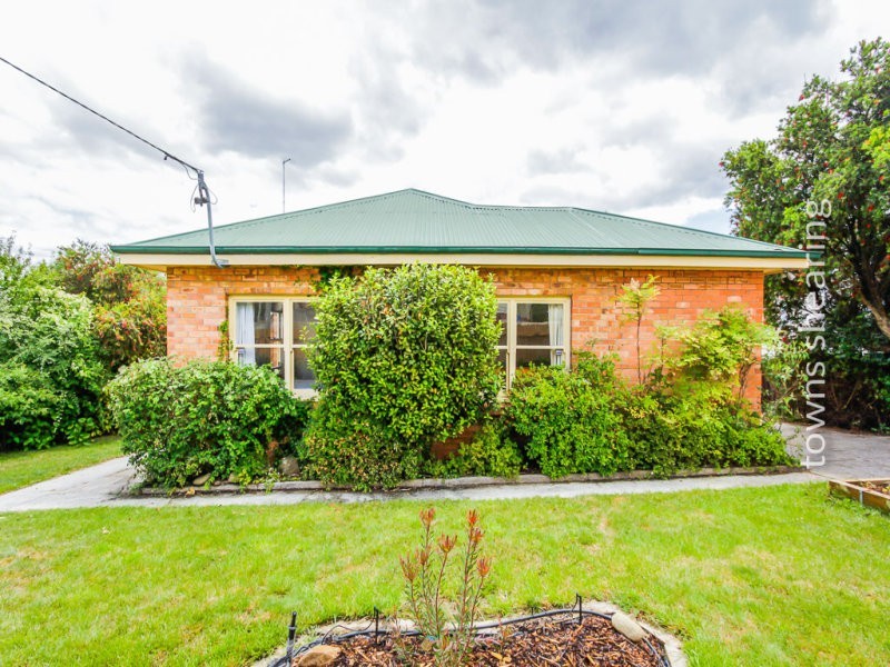 8 Notley Street, Newnham TAS 7248