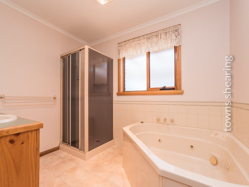 20 Kooringal Avenue, Legana TAS 7277