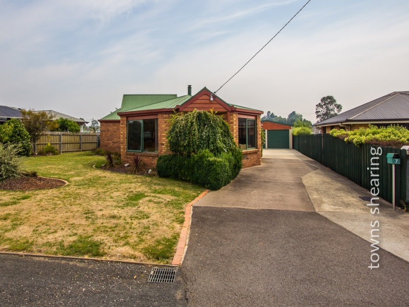 7 Queen Street, Westbury TAS 7303