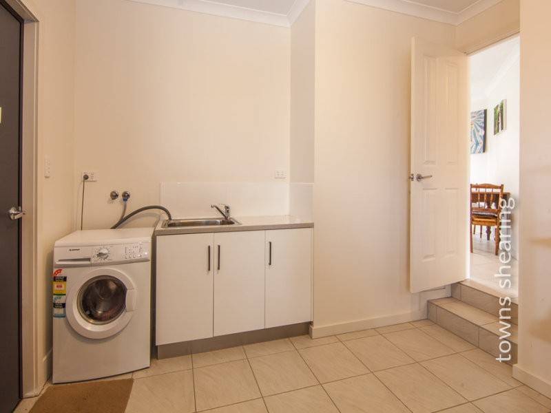 2/5 Lovely Banks Court, Legana TAS 7277