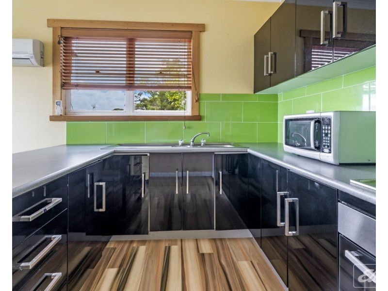 97 Flinders Street, Beauty Point TAS 7270