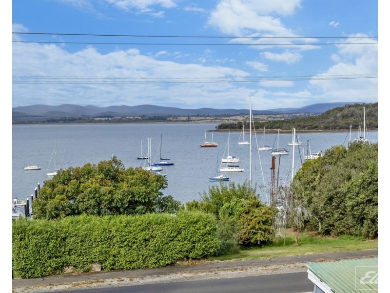 97 Flinders Street, Beauty Point TAS 7270