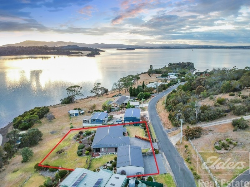 95 Sunset Boulevard, Clarence Point TAS 7270