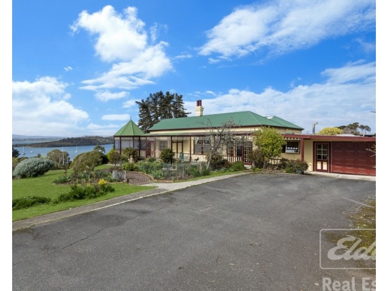 77 Flinders Street, Beauty Point TAS 7270