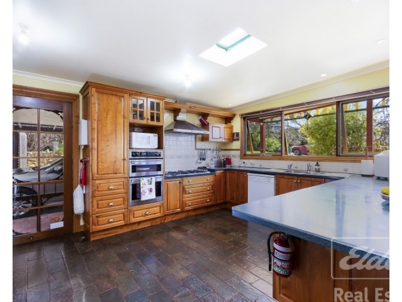 77 Flinders Street, Beauty Point TAS 7270