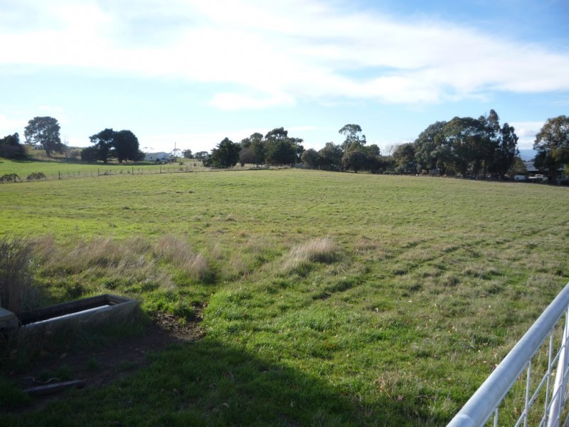 8 Seccombe Street, Perth TAS 7300