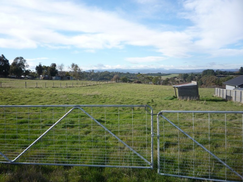 8 Seccombe Street, Perth TAS 7300