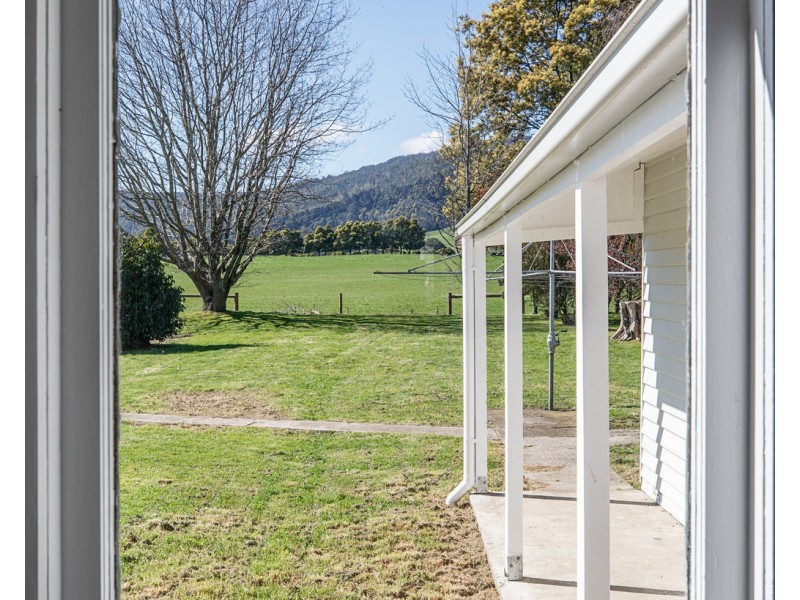 1950 Main Road, Lilydale TAS 7268