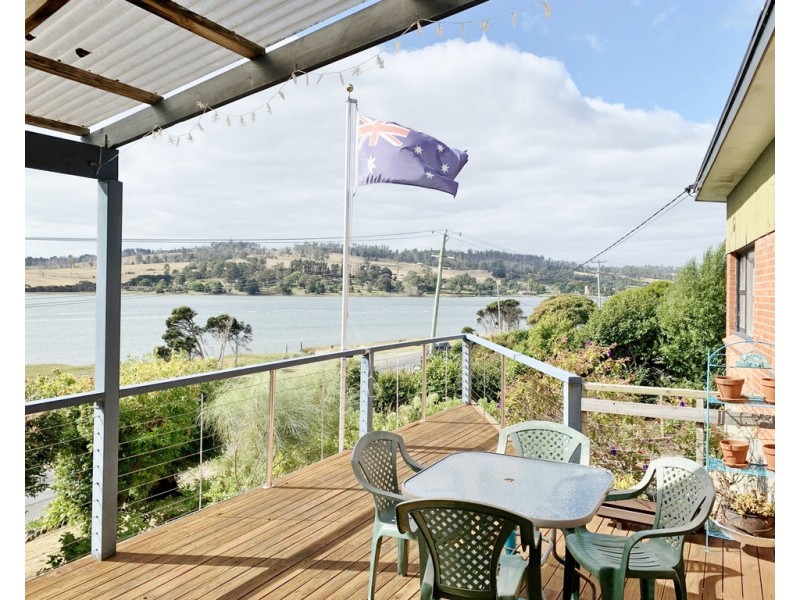 251 Rosevears Drive, Rosevears TAS 7277