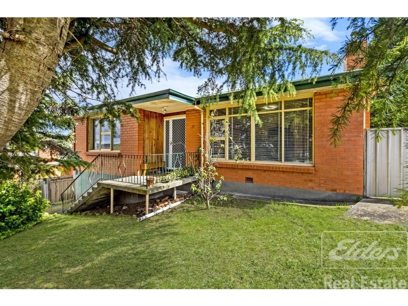 39 Paringa Avenue, Newnham TAS 7248