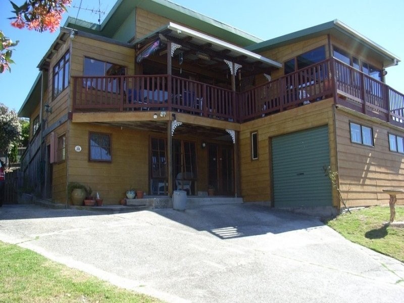 38 Beach Crescent, Greens Beach TAS 7270