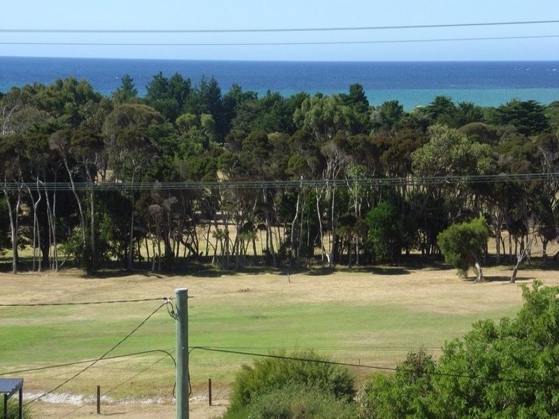 38 Beach Crescent, Greens Beach TAS 7270