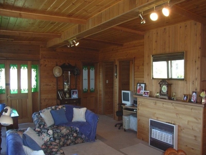 38 Beach Crescent, Greens Beach TAS 7270