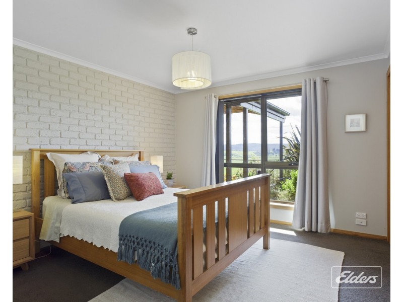 17 Evans Road, Karoola TAS 7267