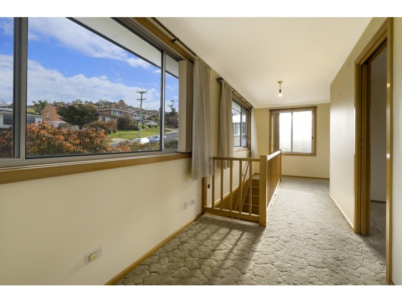 10 Riverside Drive, Riverside TAS 7250