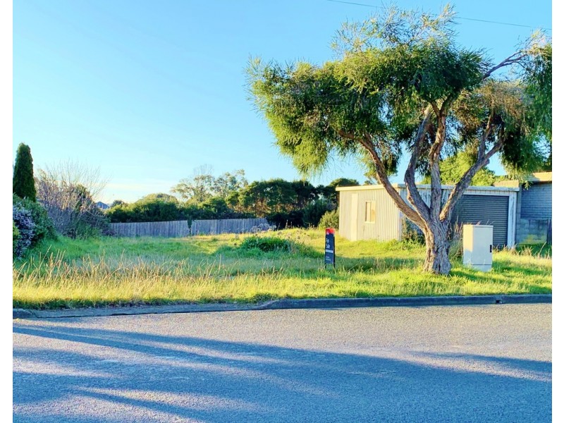 27 South Street, George Town TAS 7253