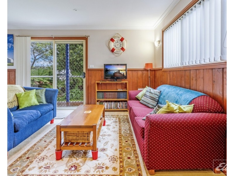 3/2 Tamar Crescent, Greens Beach TAS 7270