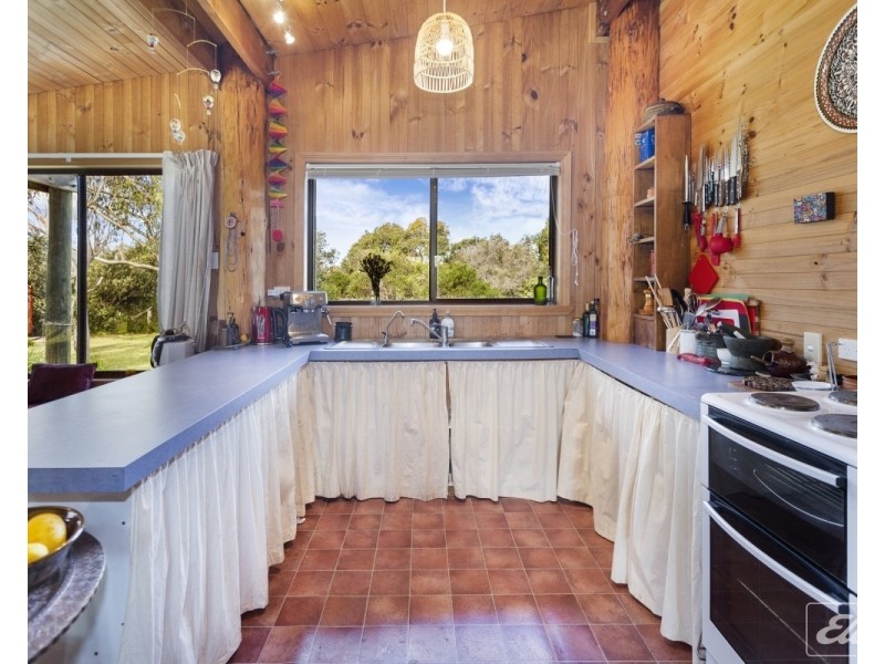4 Bush Haven Drive, Lulworth TAS 7252