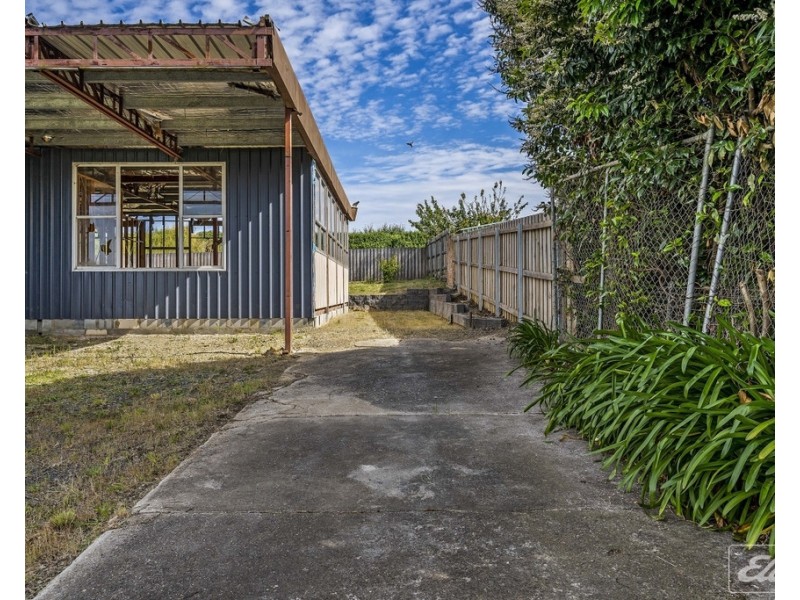 17 Hume Street, Mayfield TAS 7248