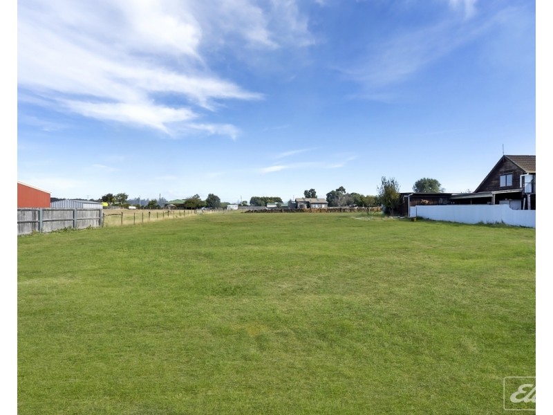 8 Church Street, Carrick TAS 7291