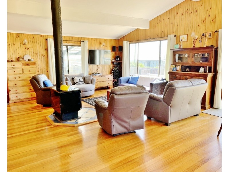 15 Scott Street, Lulworth TAS 7252