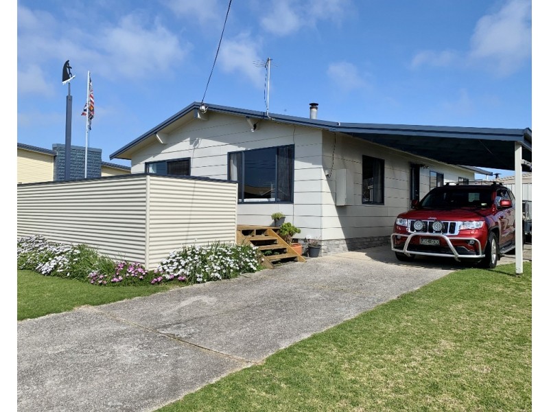 15 Scott Street, Lulworth TAS 7252