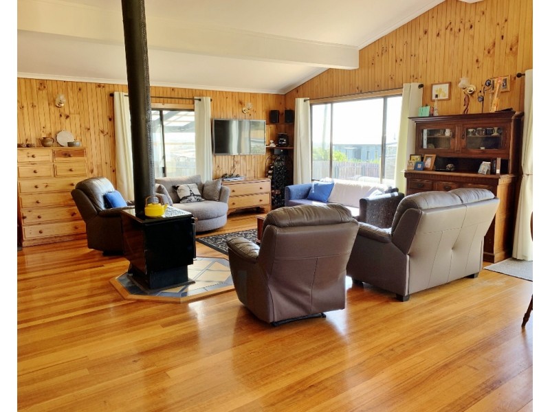 15 Scott Street, Lulworth TAS 7252