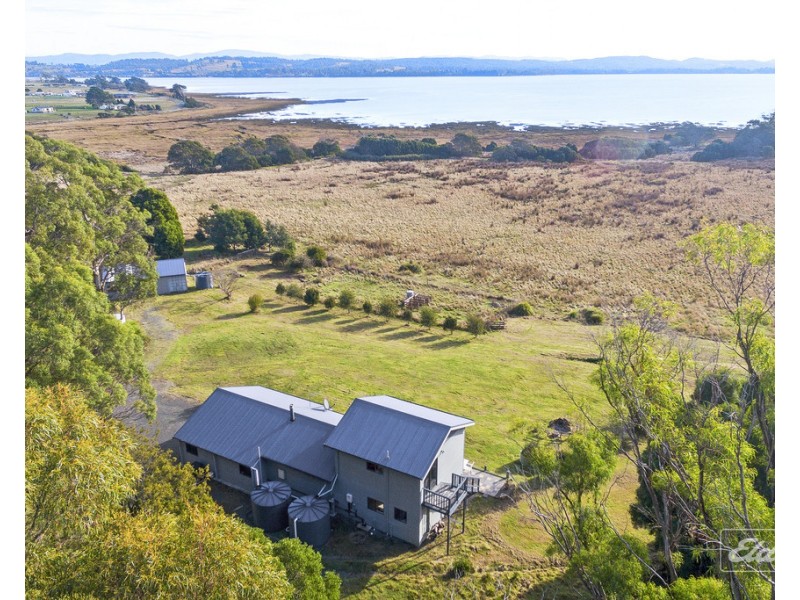 1069 Windermere Road, Swan Bay TAS 7252
