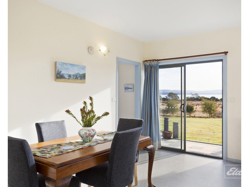 1069 Windermere Road, Swan Bay TAS 7252