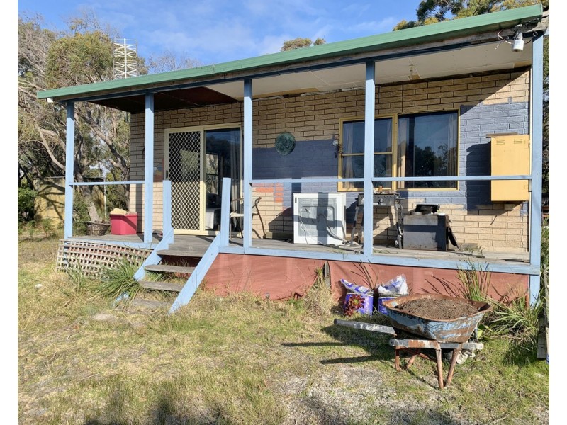 12 Fairway Avenue, Lulworth TAS 7252