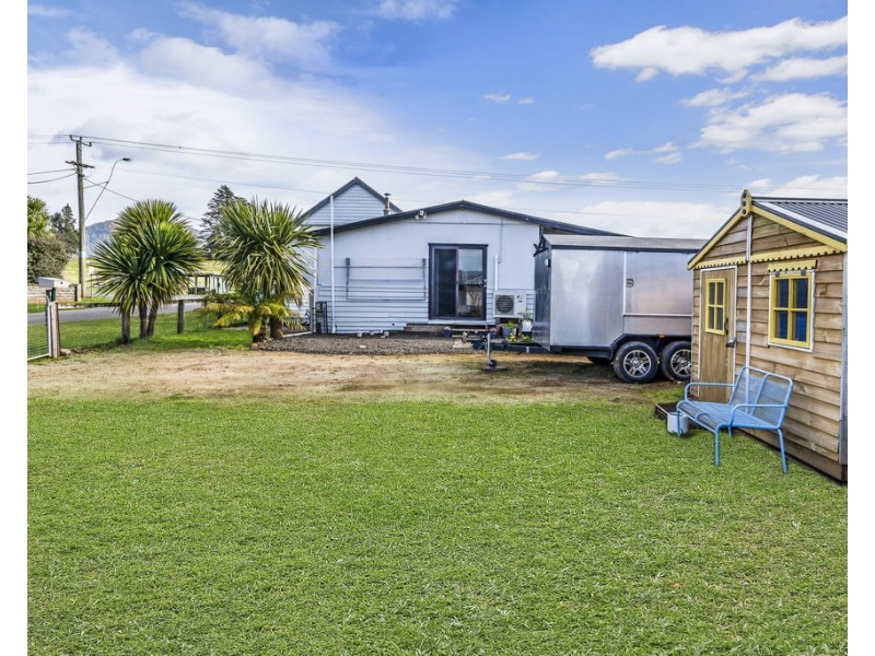33 Main Street, Legerwood TAS 7263