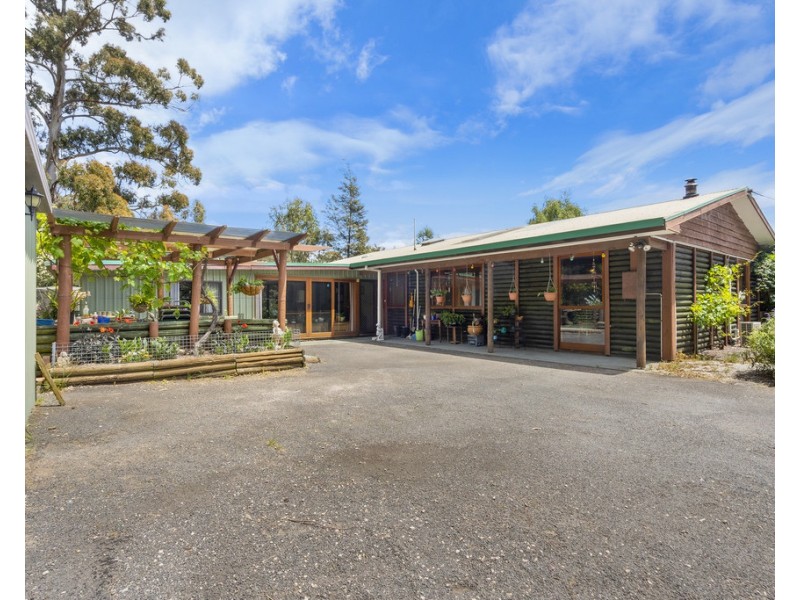 18 Fairview Court, Acacia Hills TAS 7306