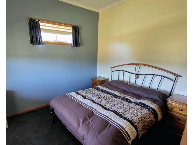 883 Coast Road, Lady Barron TAS 7255