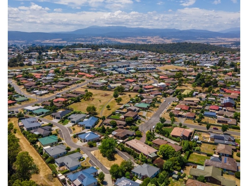 13 Sherwood Close, Prospect Vale TAS 7250