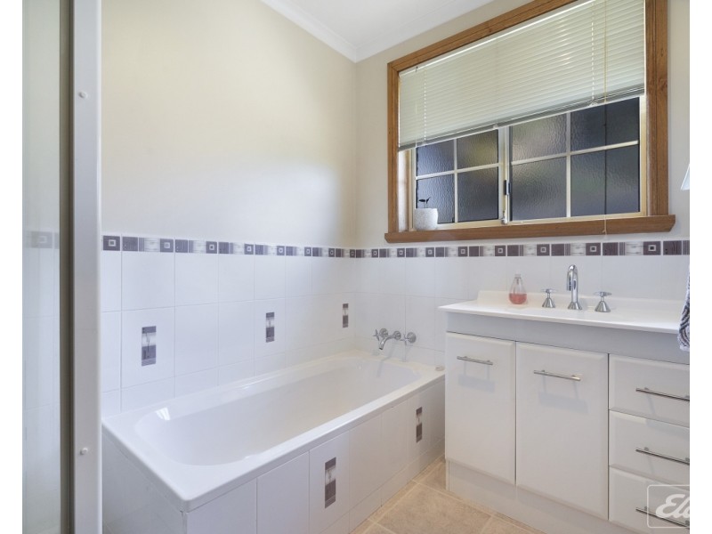 1/4 Merrys Lane, West Launceston TAS 7250
