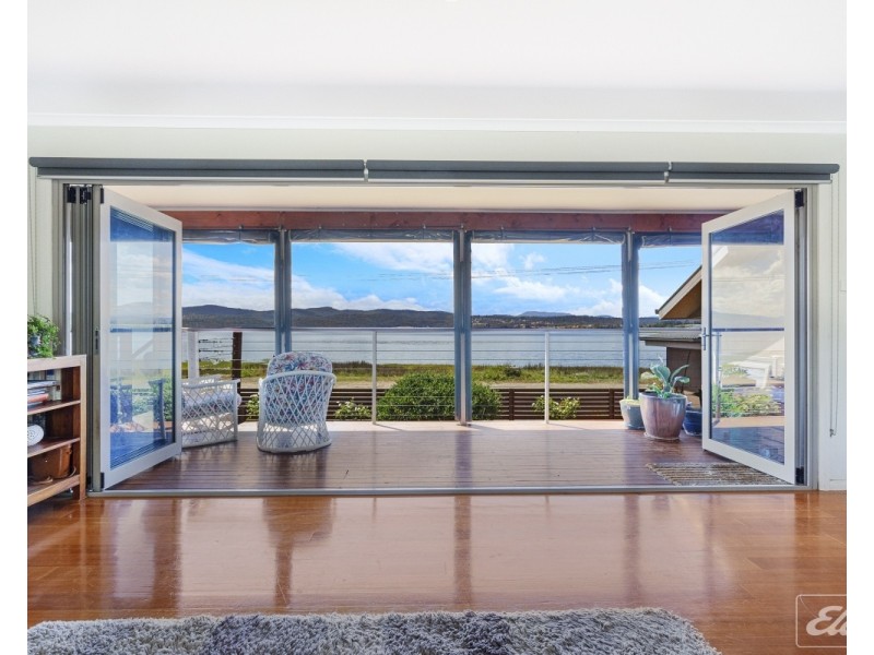 7 Beach Road, Gravelly Beach TAS 7276