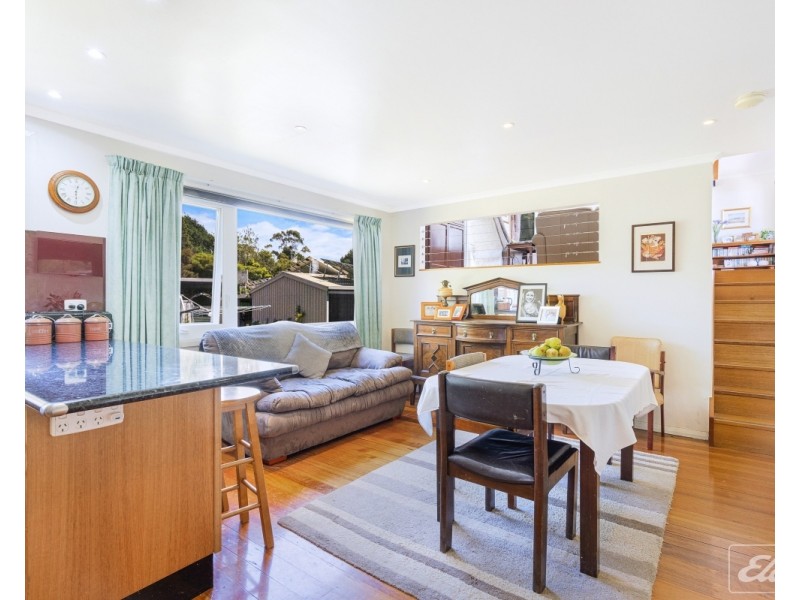 7 Beach Road, Gravelly Beach TAS 7276
