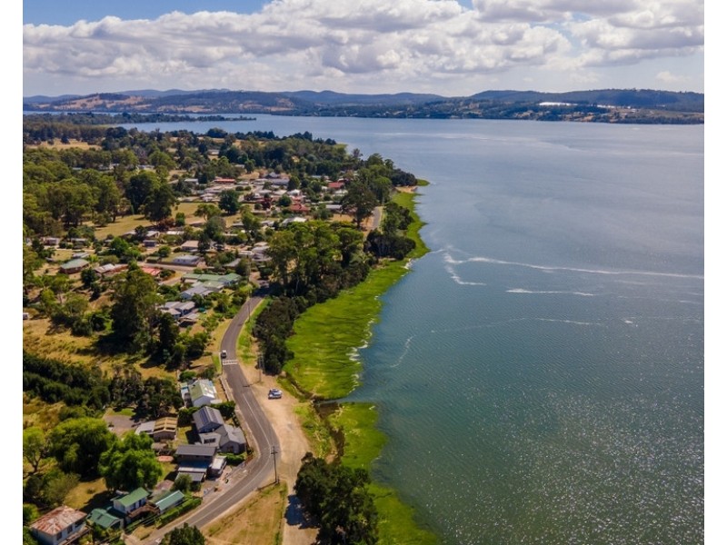 7 Beach Road, Gravelly Beach TAS 7276