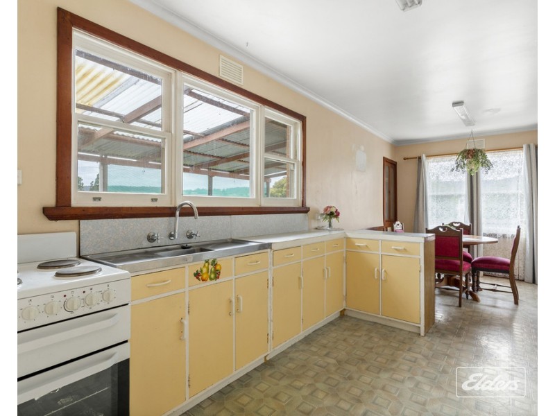 28 Station Road, Lilydale TAS 7268